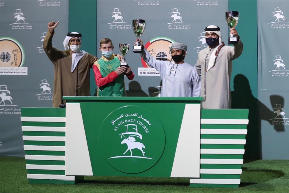 الحصان عارف يفوز بالمركز الأول والمبهر يحقق الثالث على مضمار العين