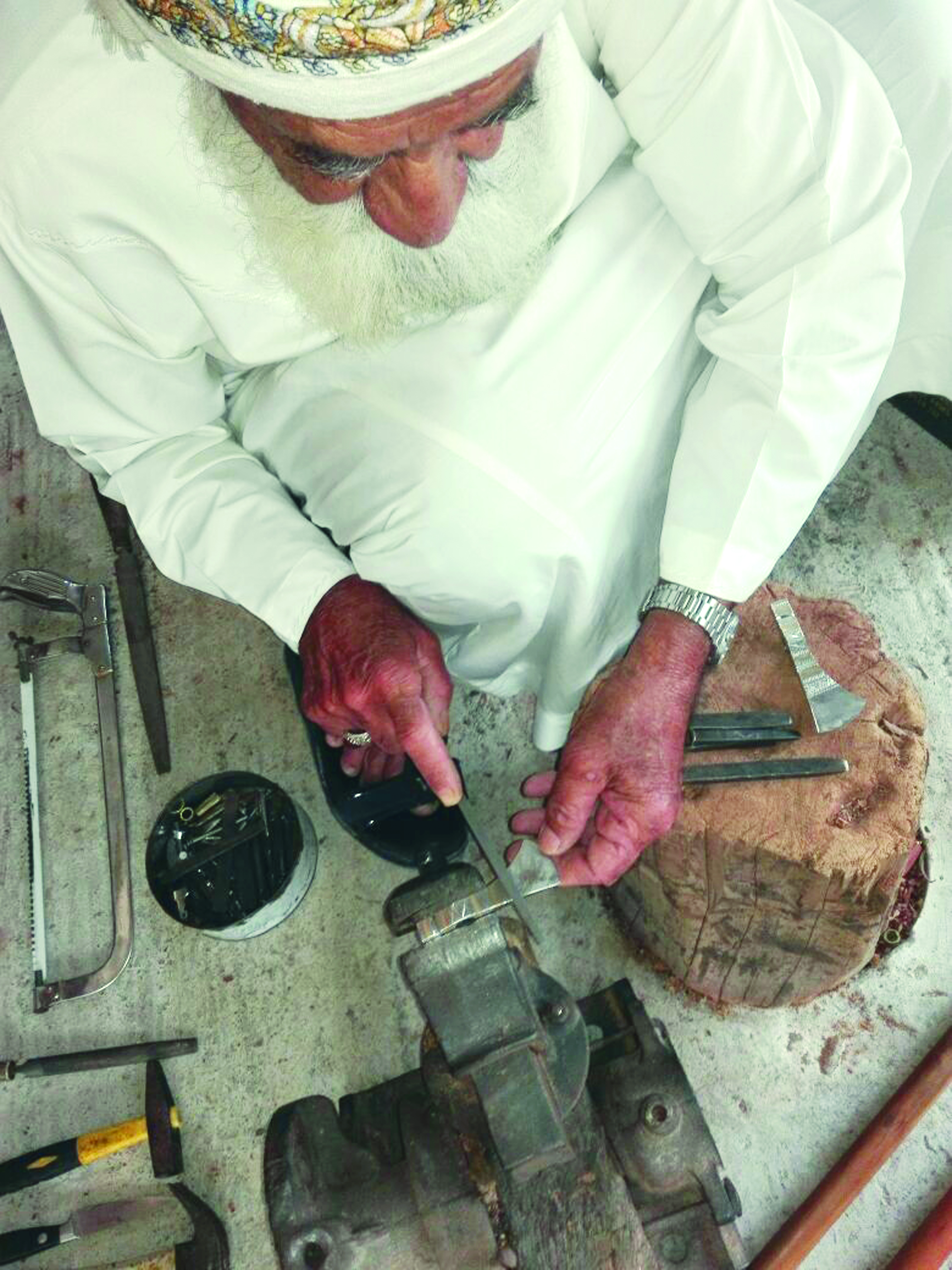 الجرز في مسندم "صناعة فن واحياء تقليد"