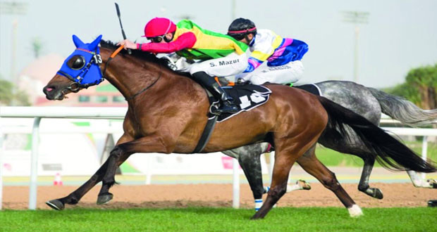 الخيالة السلطانية تفوز بالمركز الأول وبهوان ثانيا على مضمار أبوظبي