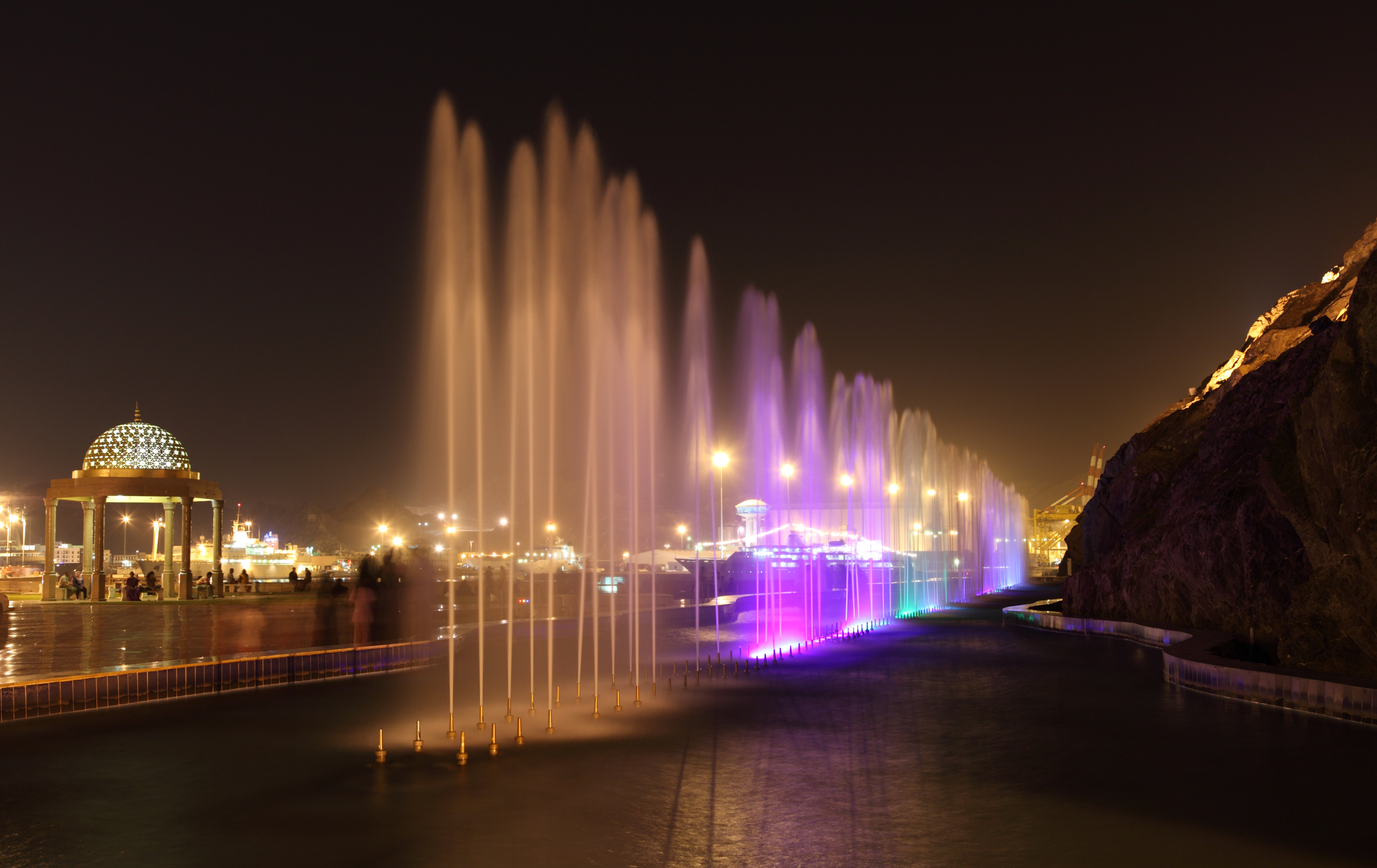 طريق مطرح البحري "ممر الذكريات و حكايات لا تنتهي.."