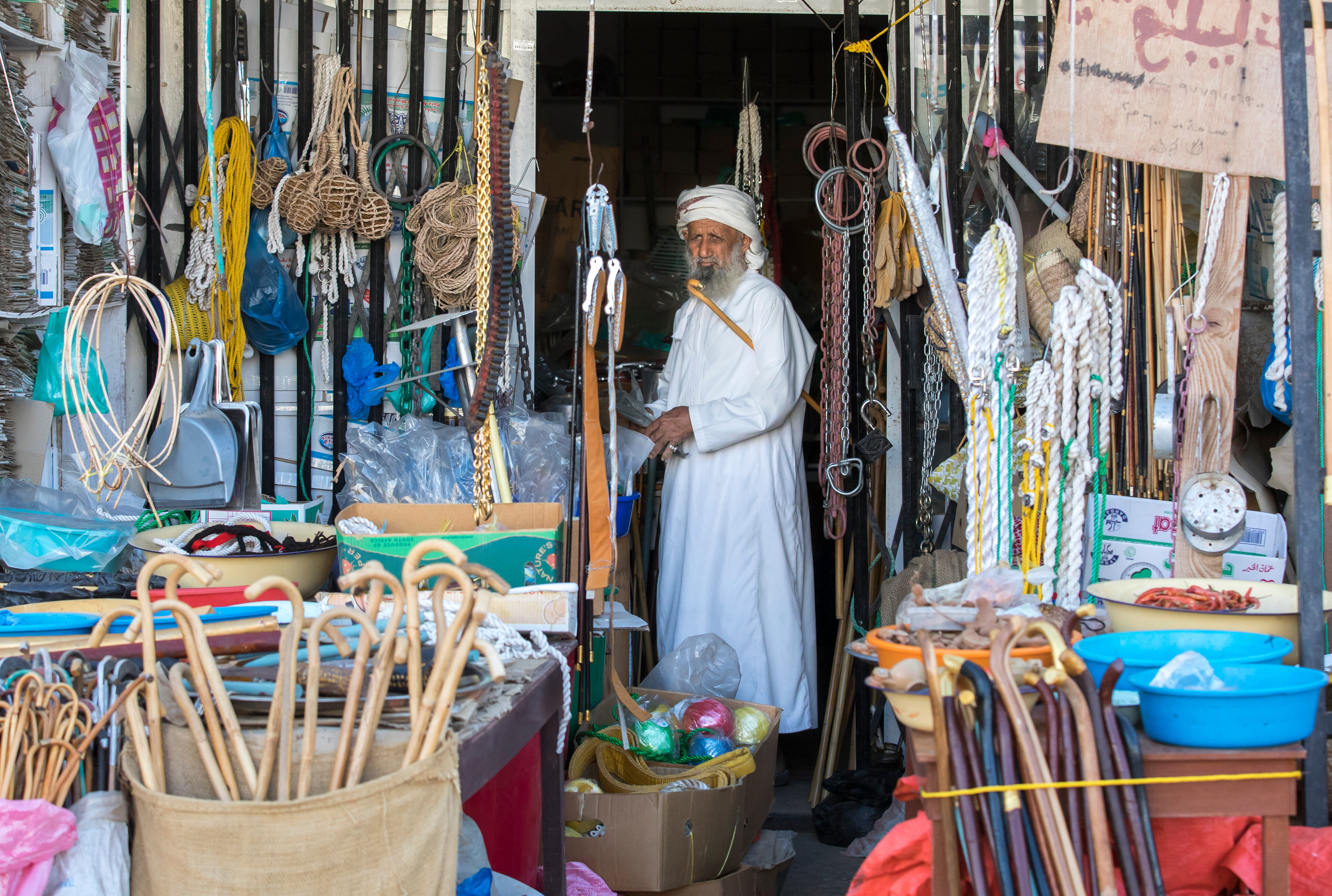 سوق سناو "أصالة التاريخ والحياة المعاصرة"